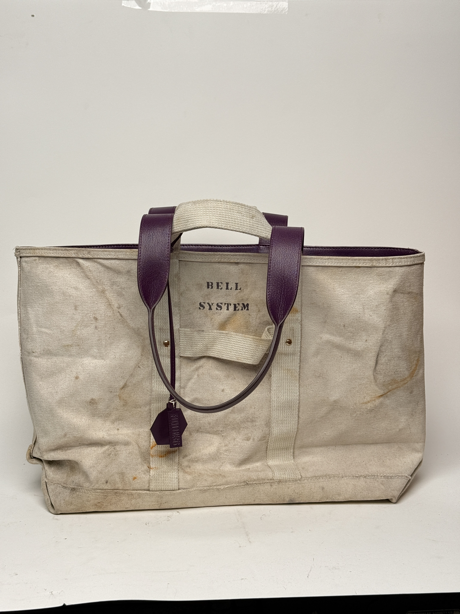 Bell Bag Cassis